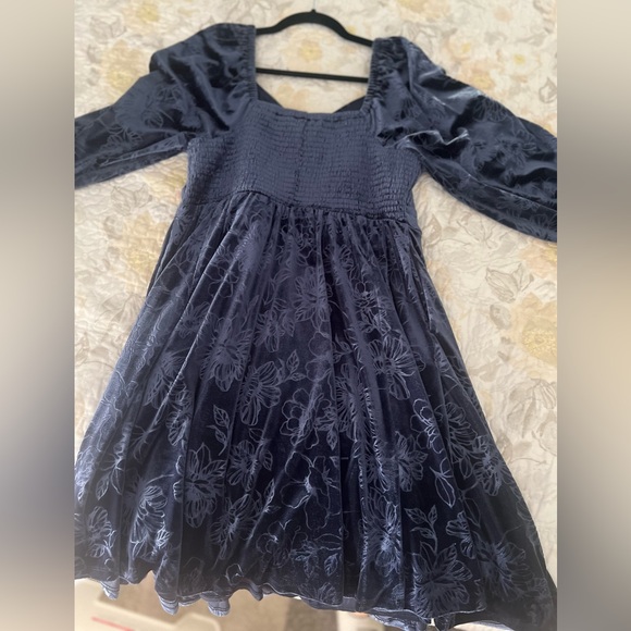 NWT Torrid navy velour pansy floral dress - Picture 5 of 6